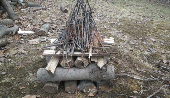 Tips to Build an Upside Down Self Feeding Fire